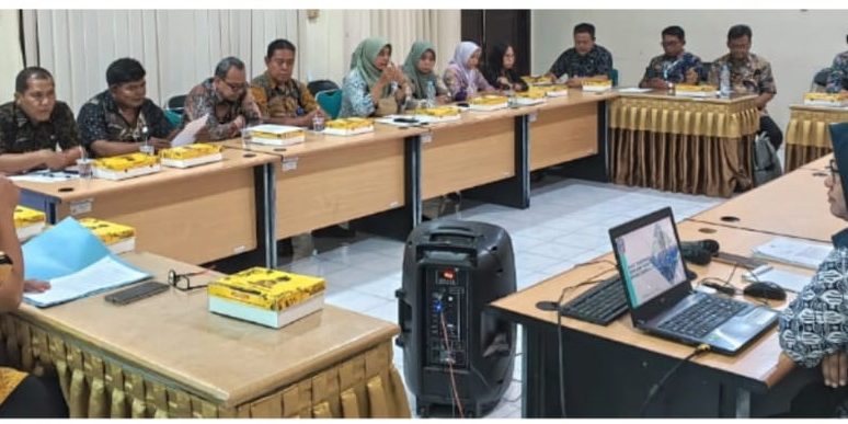 rapat persiapan monitoring bankeu kepada pemdes untuk peningkatan sarpras pedesaan prov.jateng TA 2024