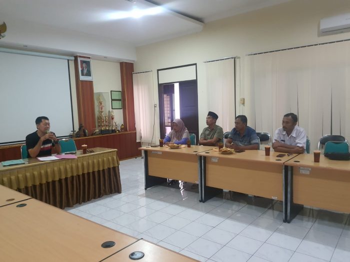 Penyerahan SK Penjabat Kepala Desa Ngadirejo, Wujud Tertib Administrasi Pemerintahan Desa